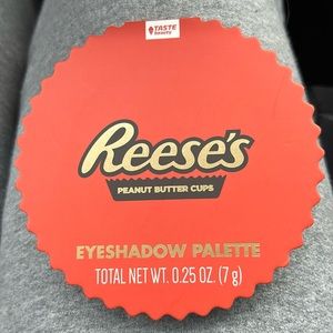 Reese’s Peanut Butter Cup Eye Shadow Palette